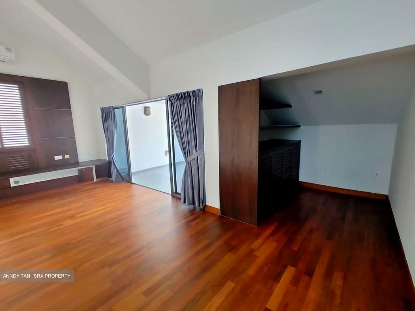 Jalan Langgar Bedok (D16), Semi-Detached #566807851